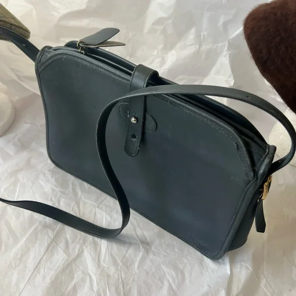 RARE VINTAGE DIANE VON FURSTENBERG LEATHER BAG - Picture 2 of 16